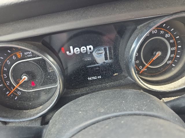 Used 2021 Jeep Gladiator Sport AWD/4WD image 3