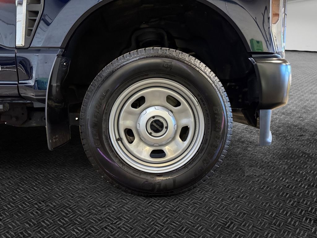 Used 2024 Ford F350 XL w/ 360-Degree Camera Package image 11