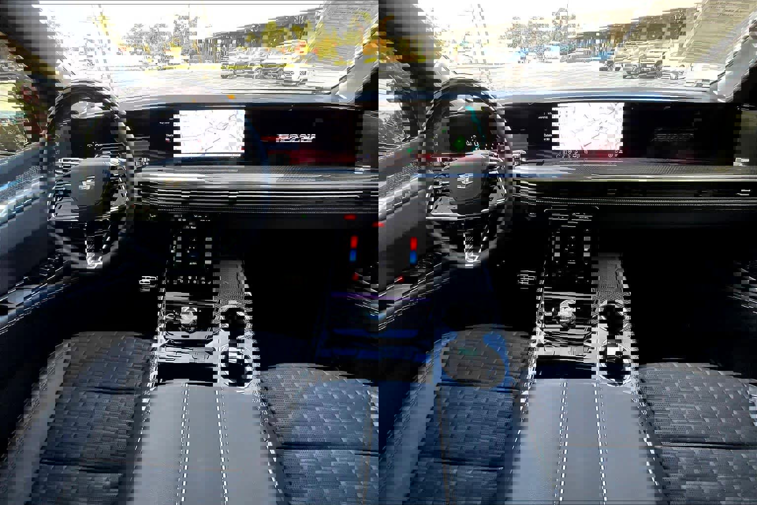 Used 2025 Cadillac Escalade V w/ LPO, ONYX Package image 15