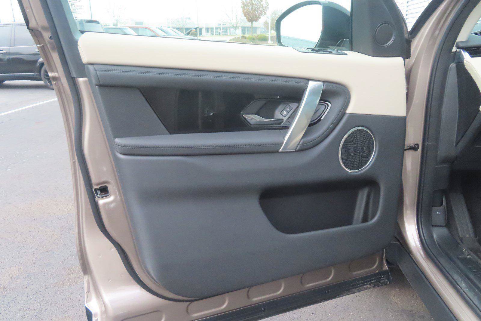 Used 2023 Land Rover Discovery Sport S AWD/4WD image 26