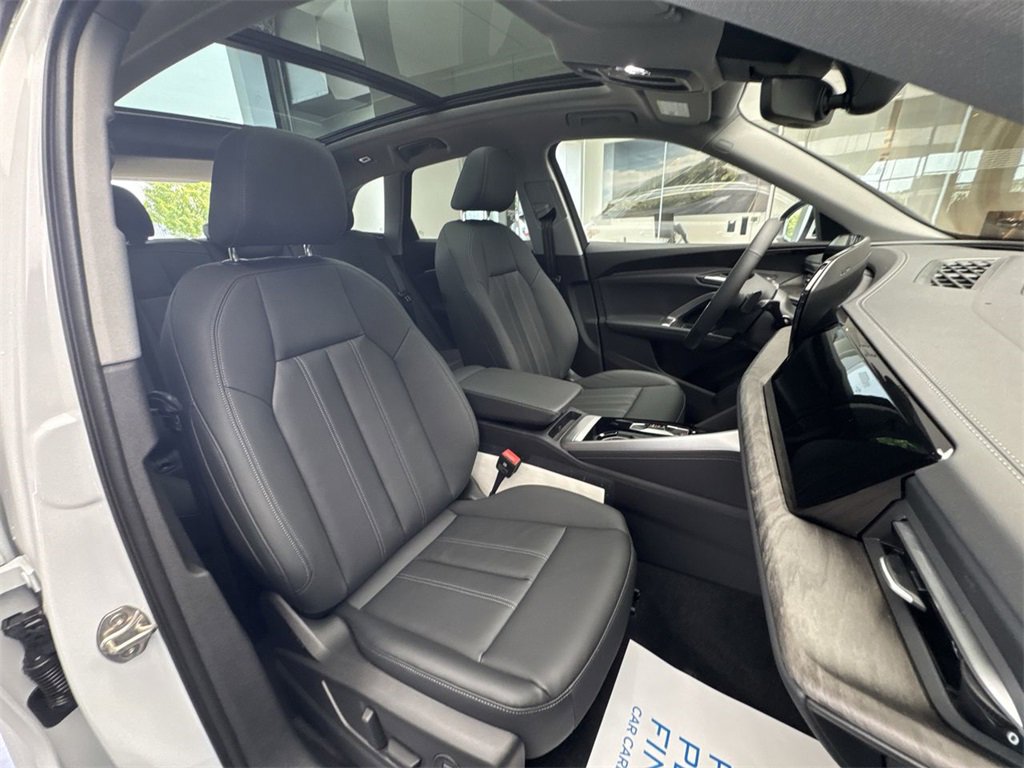 New 2025 Audi Q5 Premium image 27