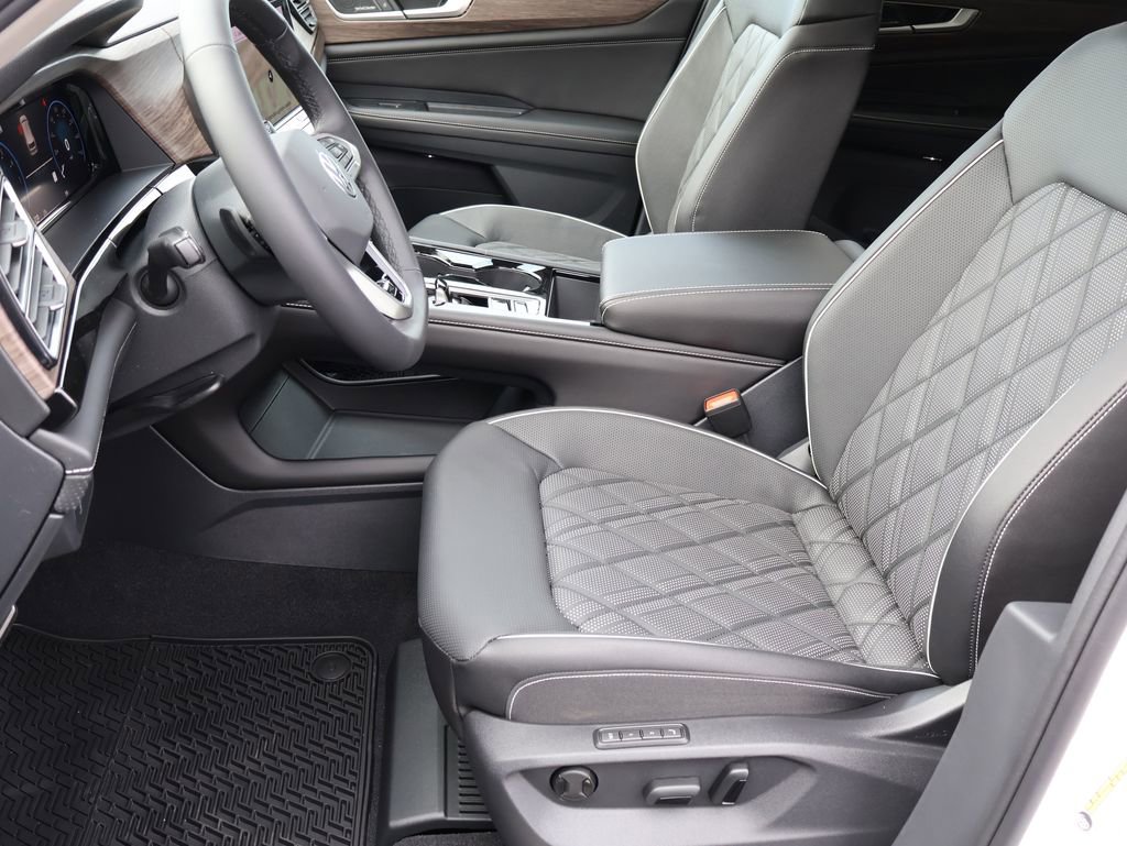 New 2026 Volkswagen Atlas SEL Premium R-Line image 44