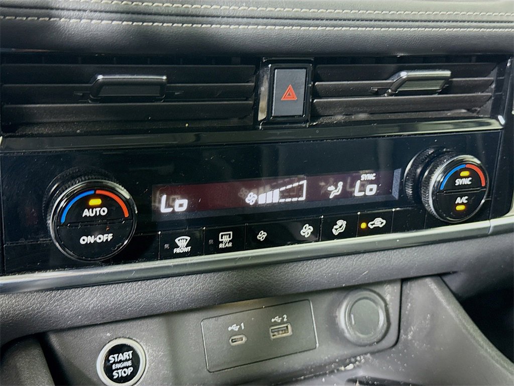 Certified 2022 Nissan Rogue SV image 7