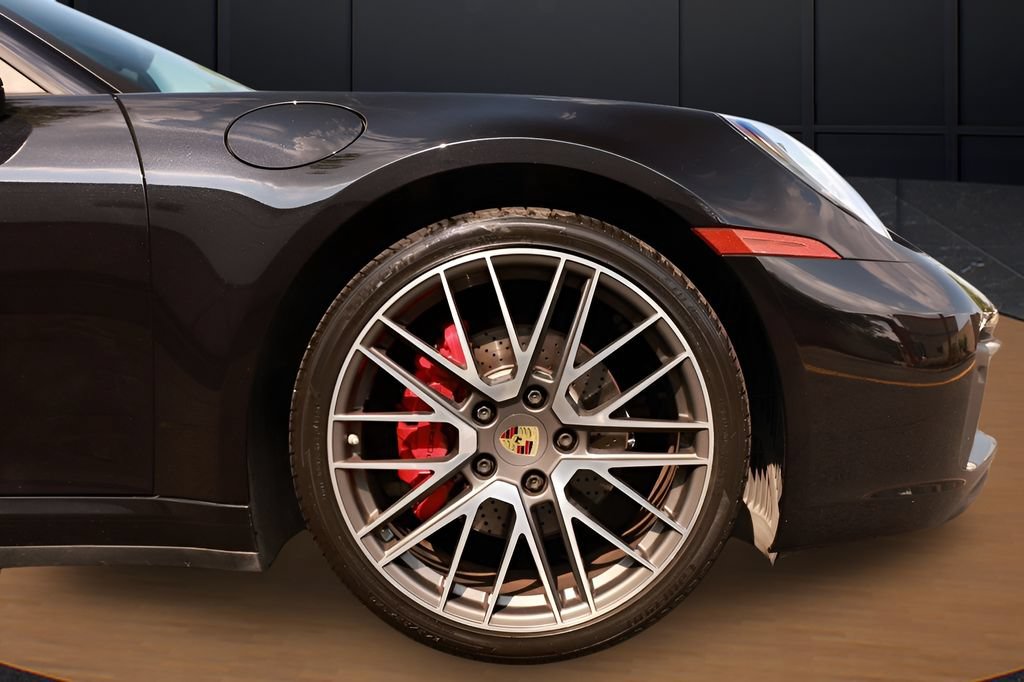 Used 2021 Porsche 911 Carrera RWD image 13