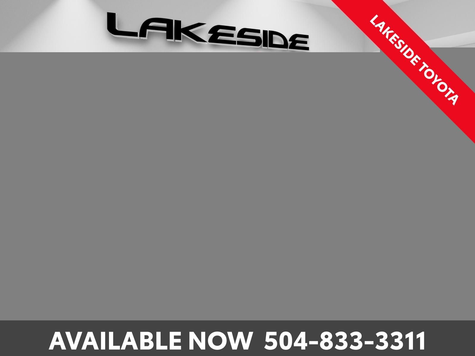 Used 2023 Toyota Crown Limited image 19