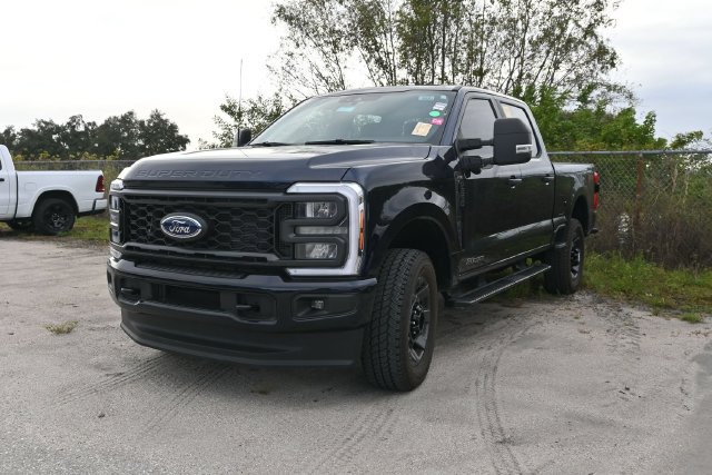 Used 2025 Ford F250 XL w/ STX Appearance Package AWD/4WD image 5