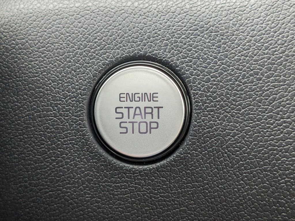 Used 2023 Kia Sorento EX image 36