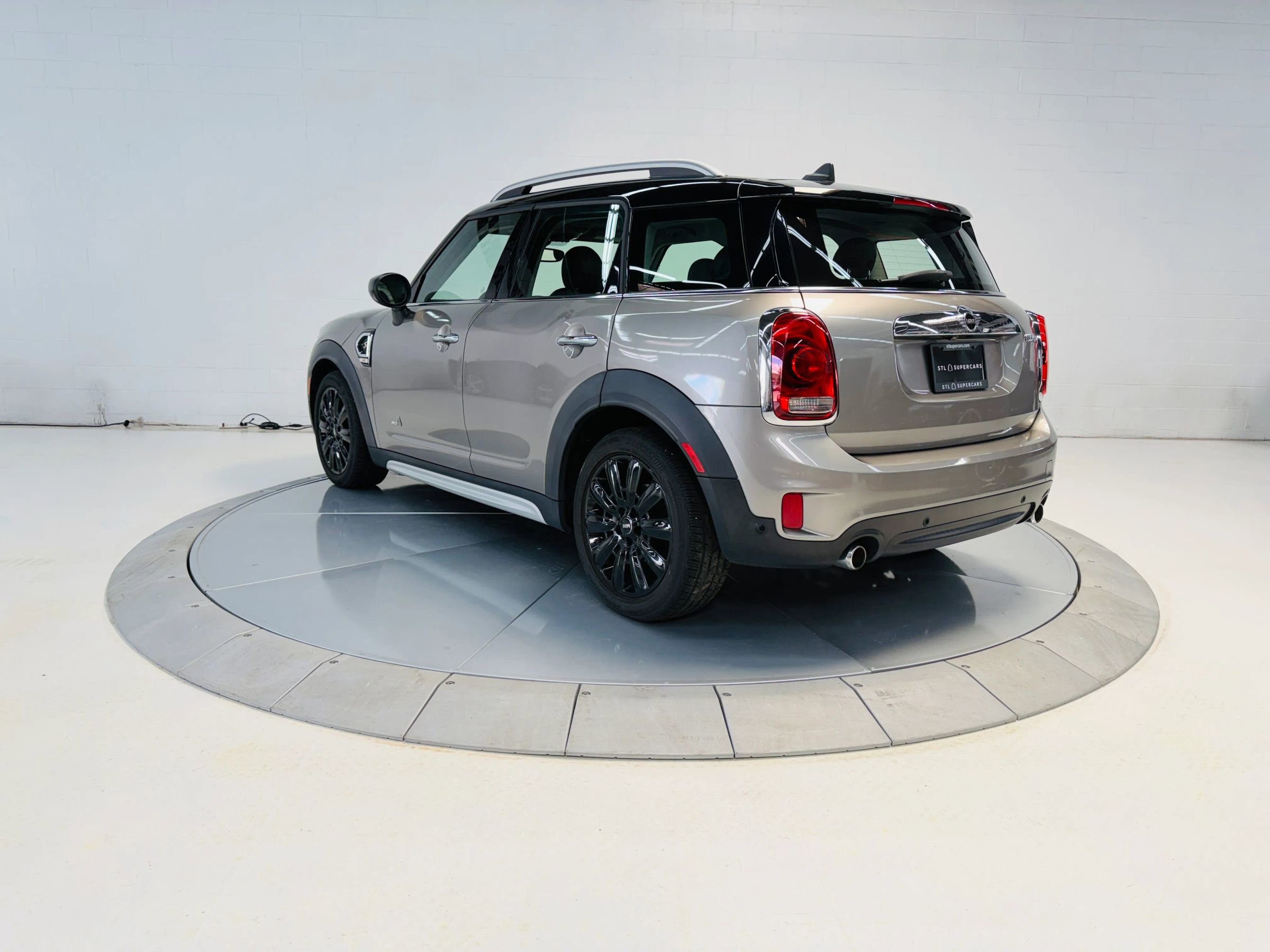 Used 2020 MINI Cooper Countryman S w/ Premium Package AWD/4WD image 3