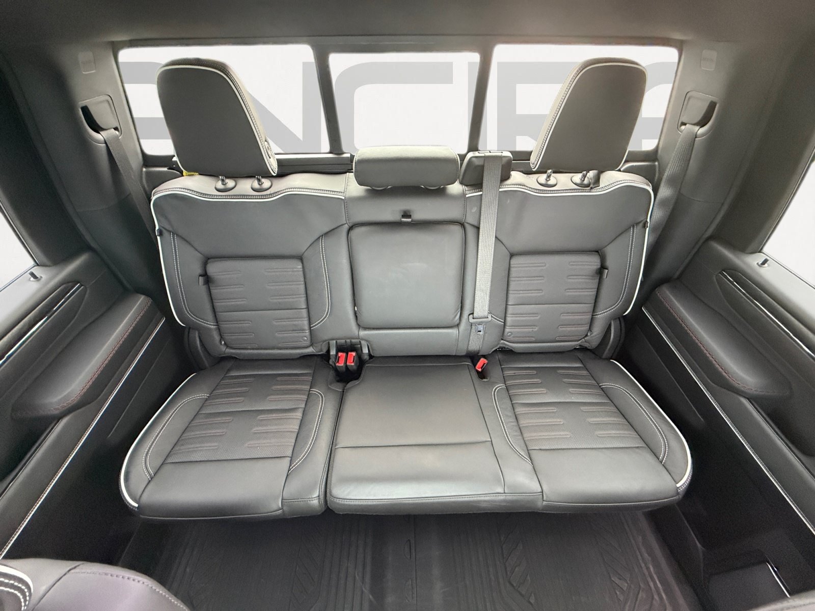 Used 2025 GMC Sierra 2500 AT4X w/ AT4X AEV Edition AWD/4WD image 18