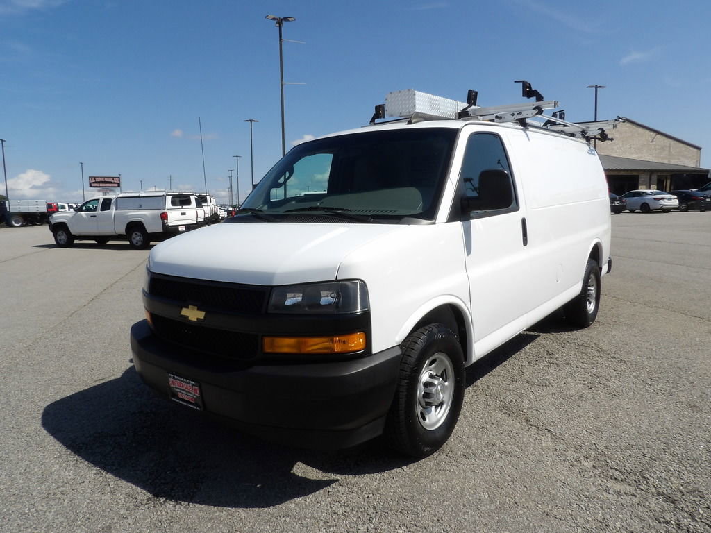 Used 2021 Chevrolet Express 3500 w/ Driver Convenience Package image 59