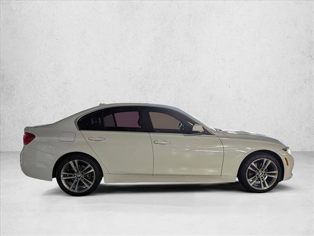 Used 2018 BMW 330i Sedan RWD image 4