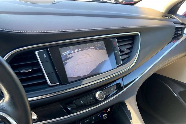 Used 2018 Buick Enclave Essence FWD image 22