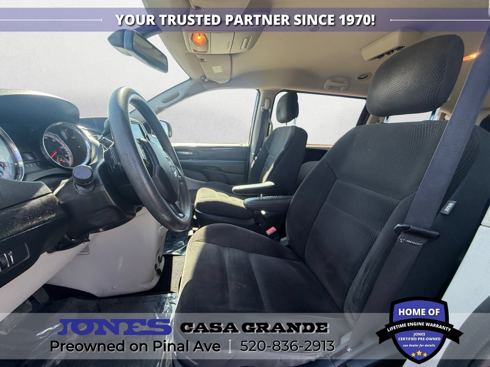 Used 2019 Dodge Grand Caravan SE FWD image 9