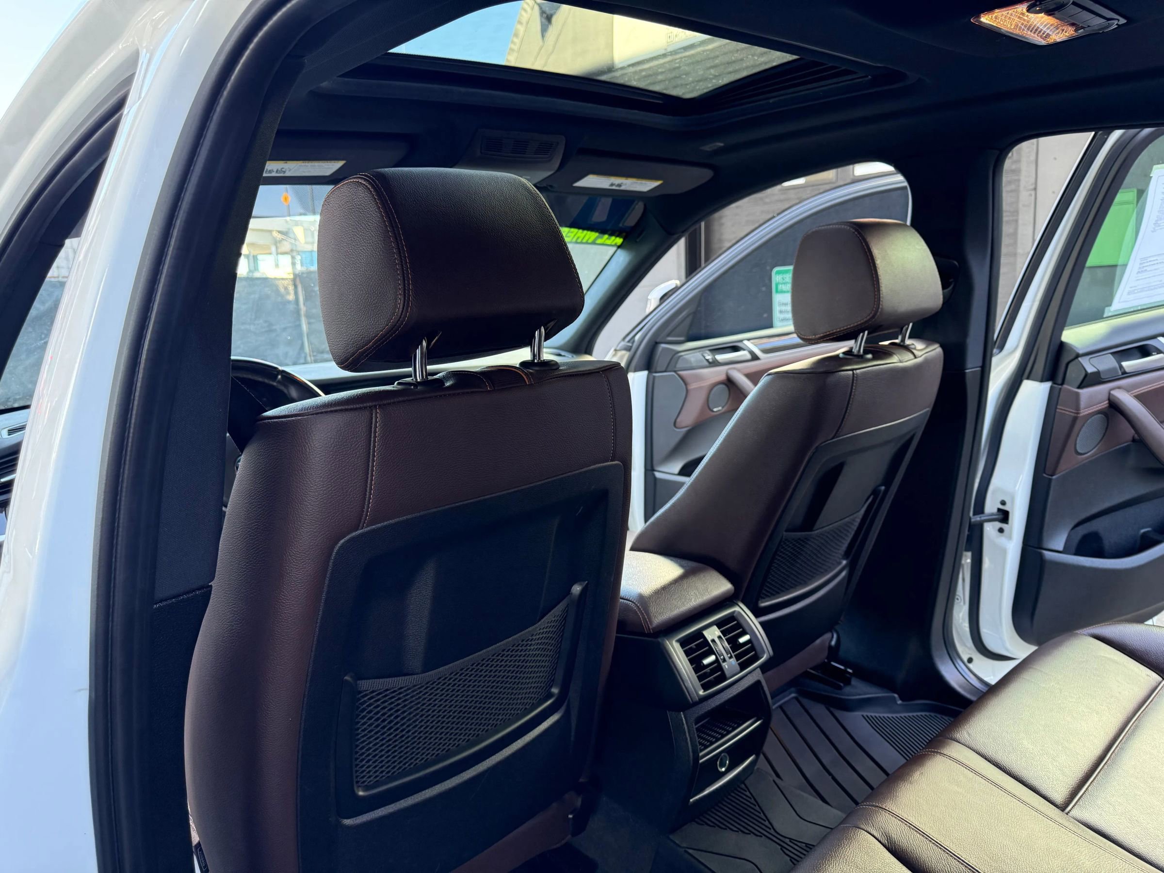 Used 2017 BMW X4 M40i w/ Technology Package image 15