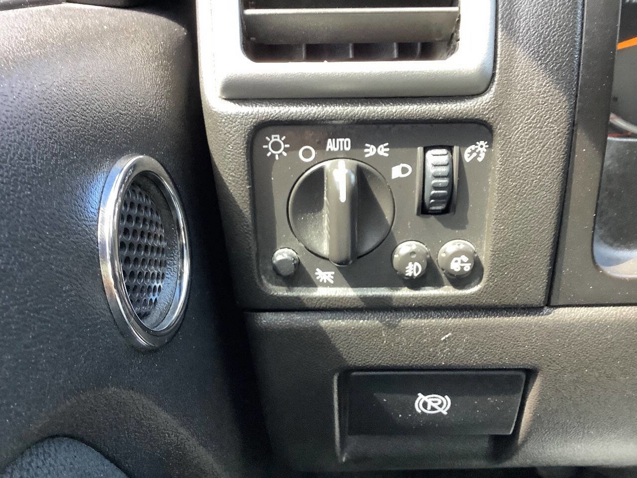 Used 2008 Chevrolet Colorado LT image 40