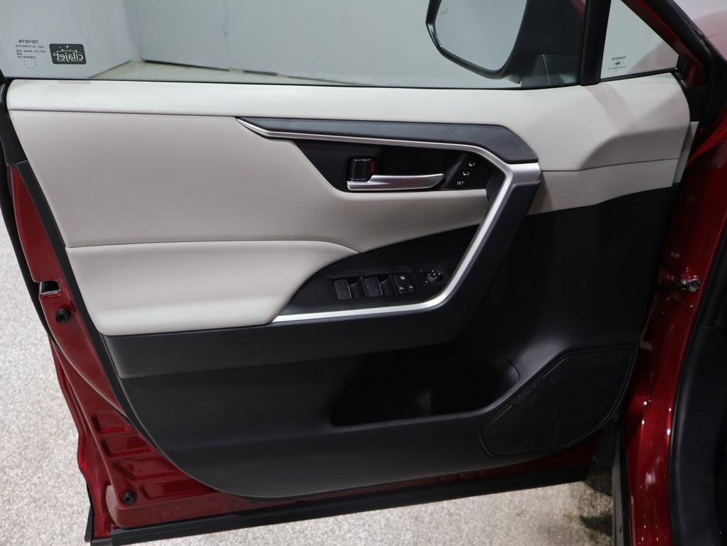 Used 2025 Toyota RAV4 XLE Premium w/ Weather Package image 14