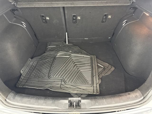 Used 2021 Nissan Kicks SR FWD image 30