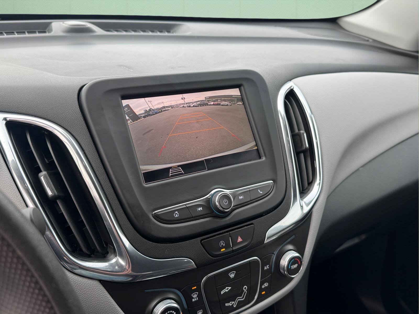 Used 2023 Chevrolet Equinox LT image 25