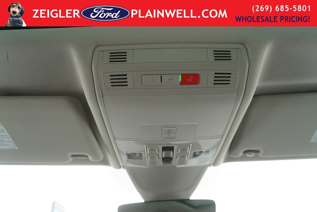 Used 2024 Volkswagen Tiguan Wolfsburg Edition image 30