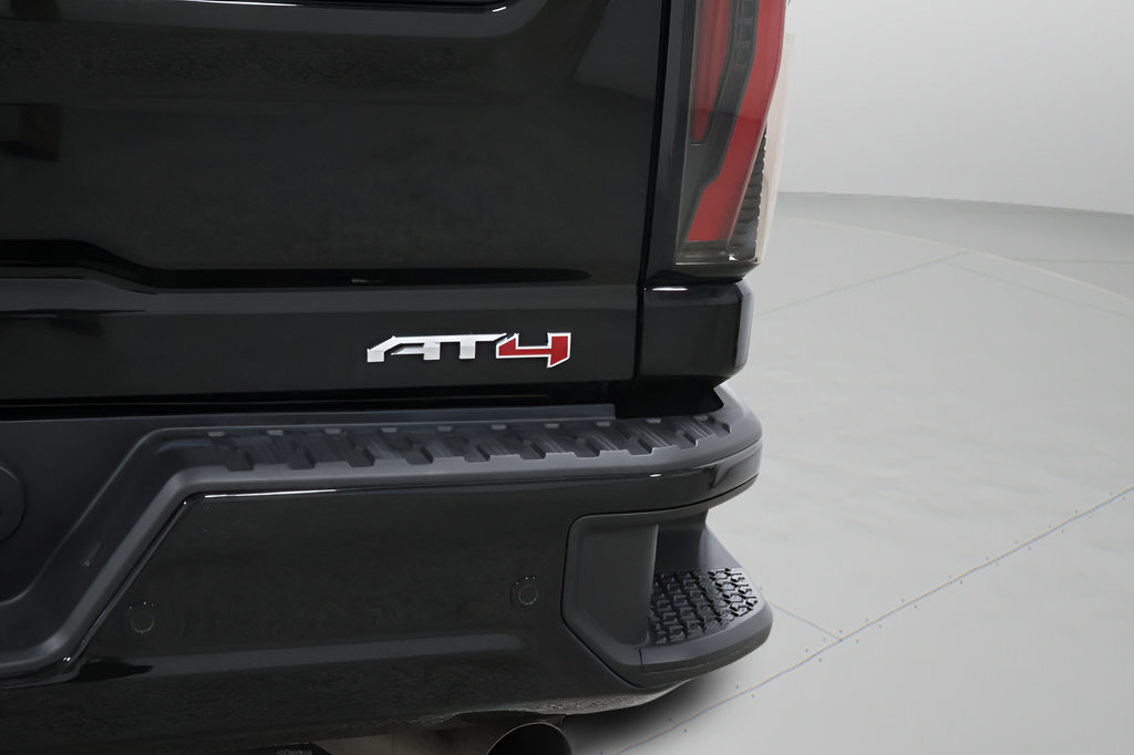 Used 2024 GMC Sierra 2500 AT4 w/ AT4 Preferred Package AWD/4WD image 40