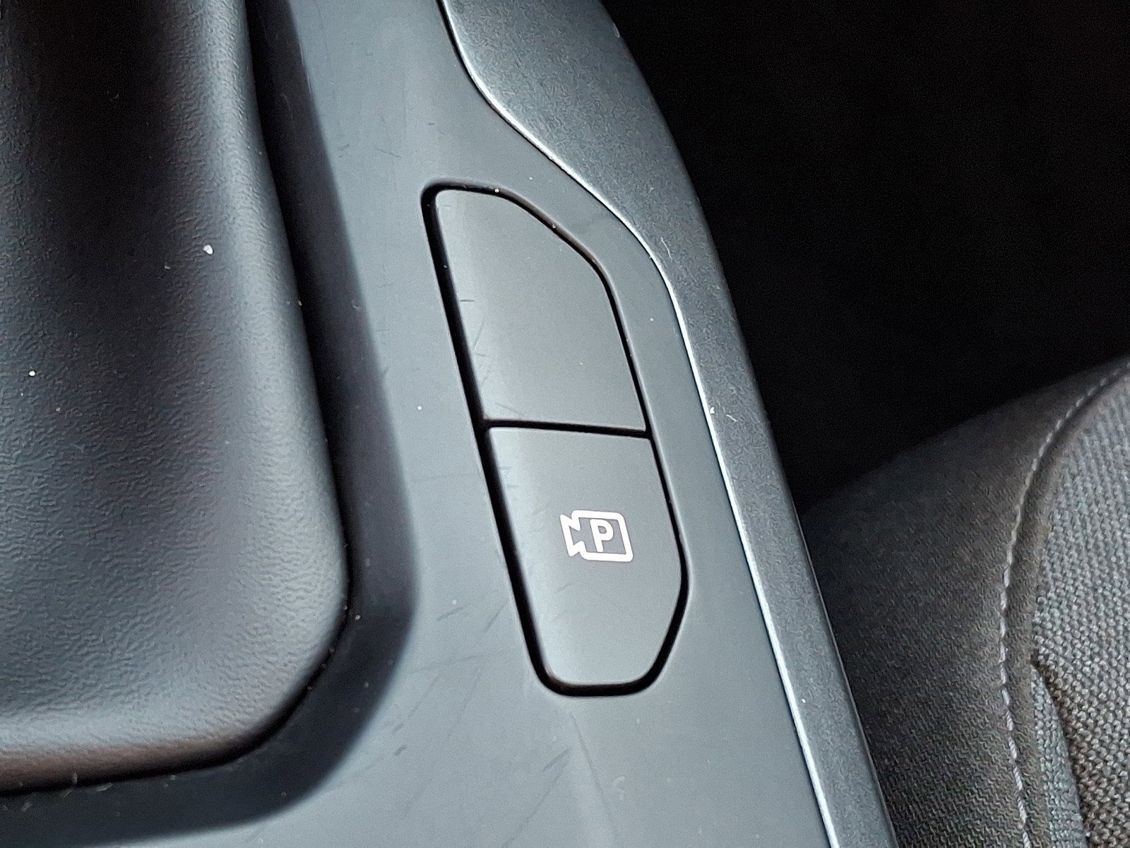 Used 2025 Kia K4 LXS image 24