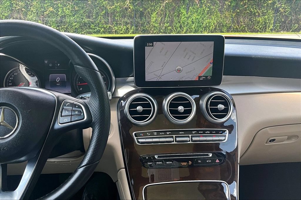 Used 2017 Mercedes-Benz GLC 300 image 28