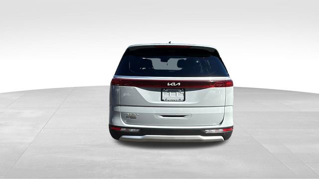 Used 2024 Kia Carnival EX image 7