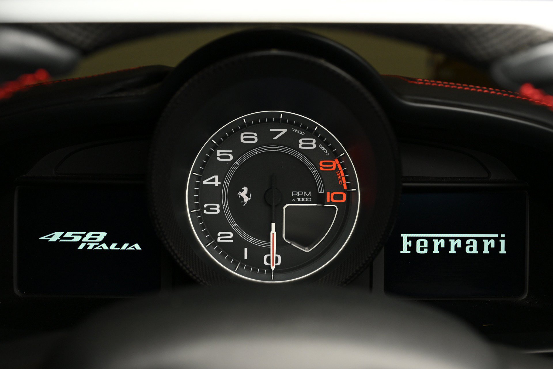 Used 2014 Ferrari 458 Italia Coupe RWD image 17