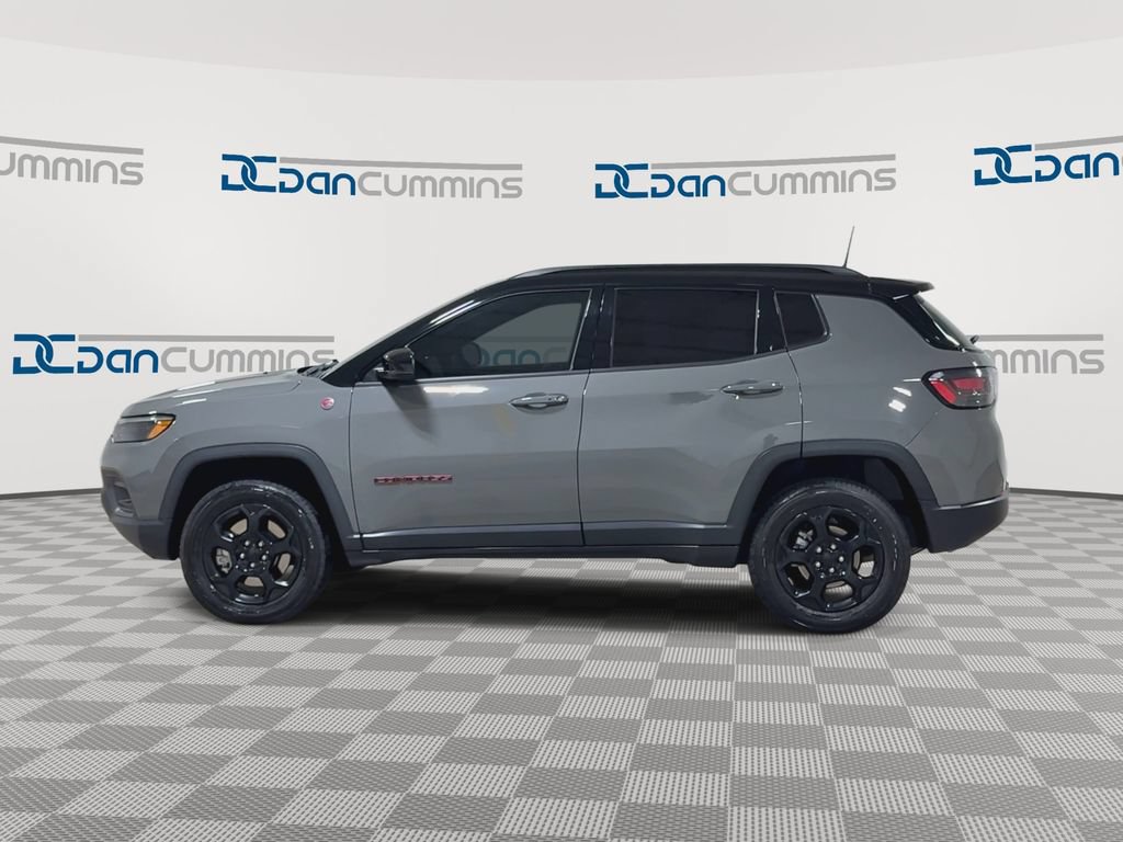 Used 2023 Jeep Compass Trailhawk w/ Trailhawk Elite Group AWD/4WD image 5