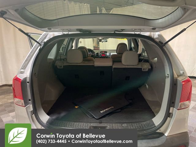 Used 2011 Kia Sorento 2WD image 16