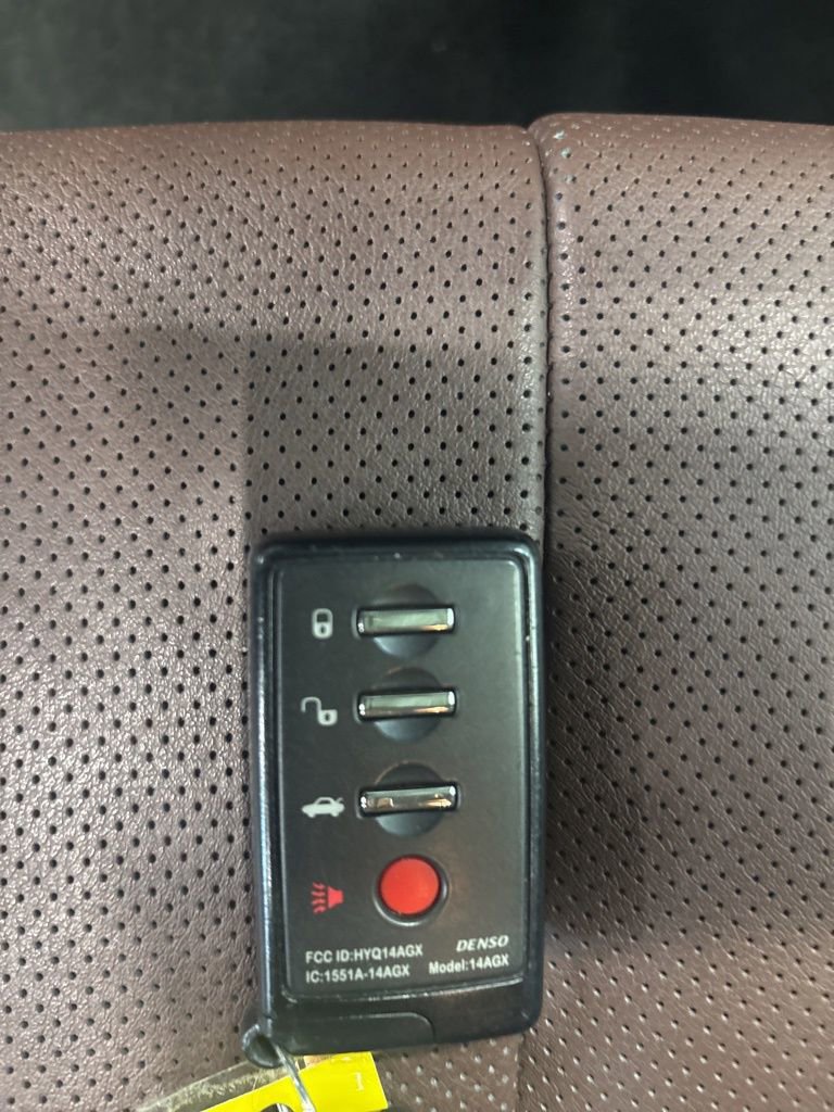 Used 2014 Subaru Outback 3.6R Limited image 29