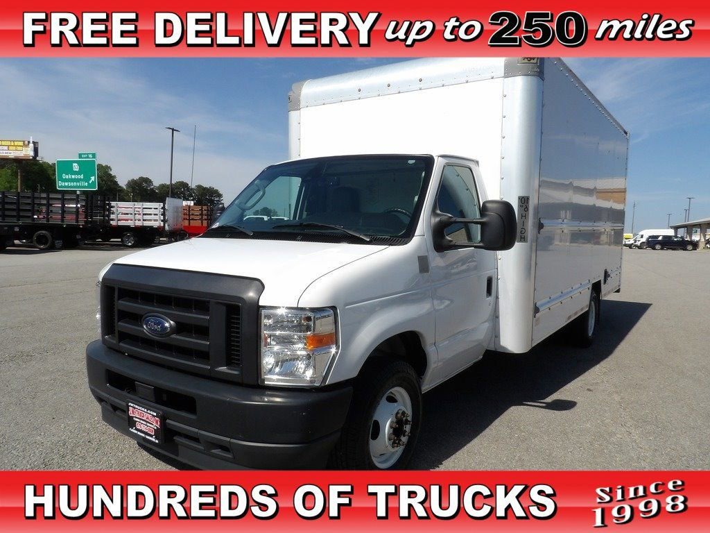 Used 2021 Ford E-350 and Econoline 350 Super Duty RWD image 1