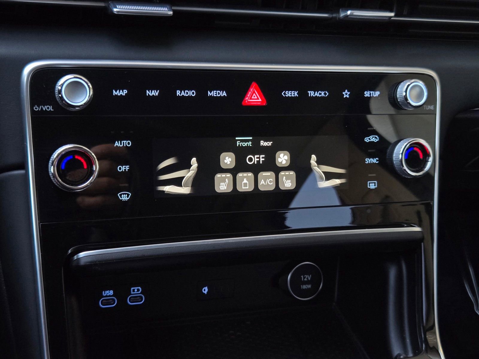 Used 2025 Genesis GV80 2.5T Standard image 19