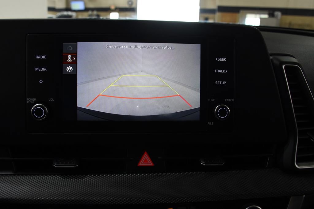 Used 2025 Kia Sportage LX image 18