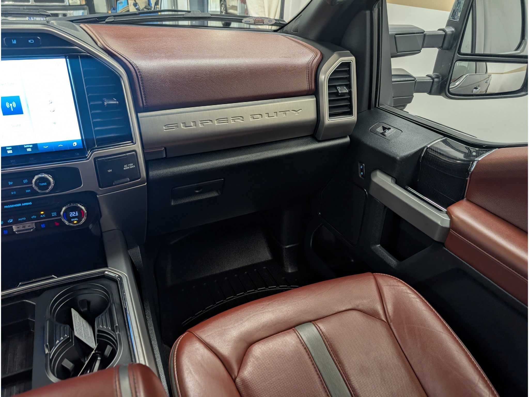 Used 2022 Ford F350 Platinum AWD/4WD image 14