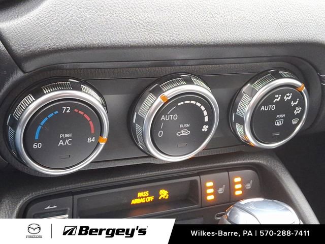 Used 2024 MAZDA MX-5 Miata RF Grand Touring RWD image 10