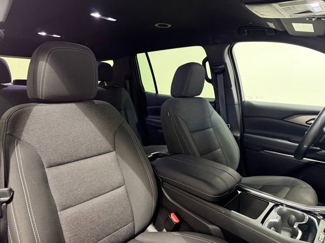 Certified 2025 Chevrolet Traverse LT image 30