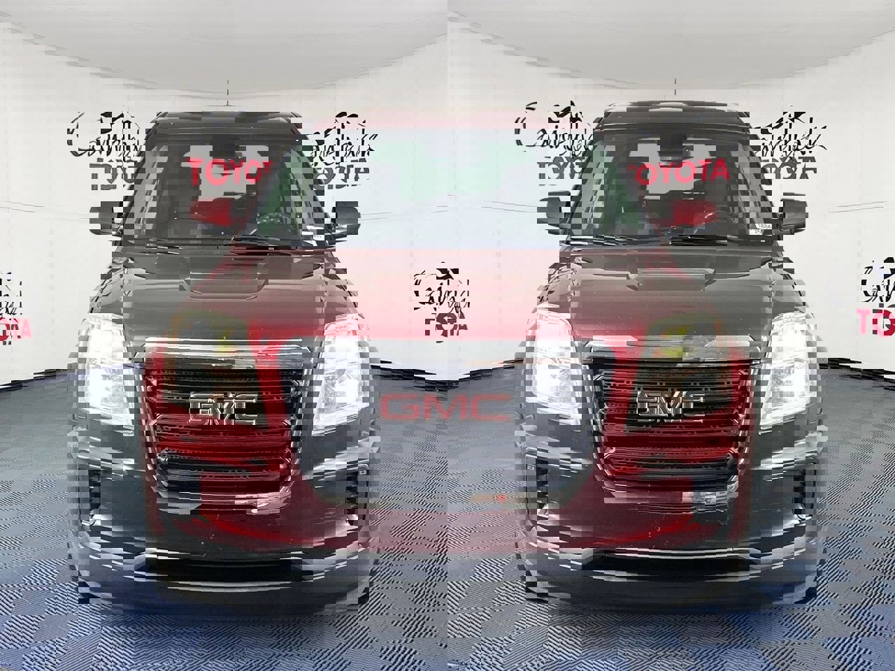 Used 2017 GMC Terrain SLE image 2