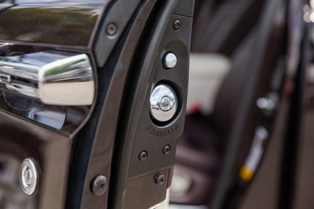 Used 2013 Rolls-Royce Ghost image 11