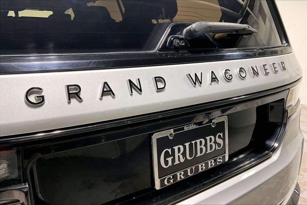 Used 2024 Jeep Grand Wagoneer Series II Obsidian w/ Quick Order Packagew 28T AWD/4WD image 39