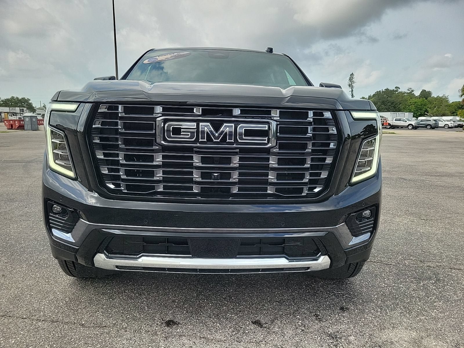 New 2026 GMC Yukon XL Denali Ultimate AWD/4WD image 3