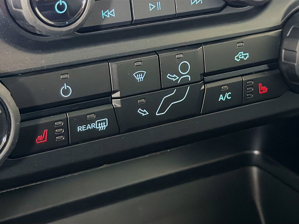 New 2026 Ford F250 XLT w/ XLT Premium Package image 22