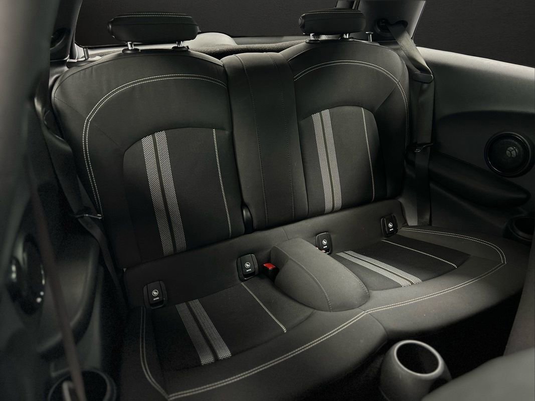 Used 2019 MINI Cooper John Cooper Works w/ Signature Upholstery Package image 20