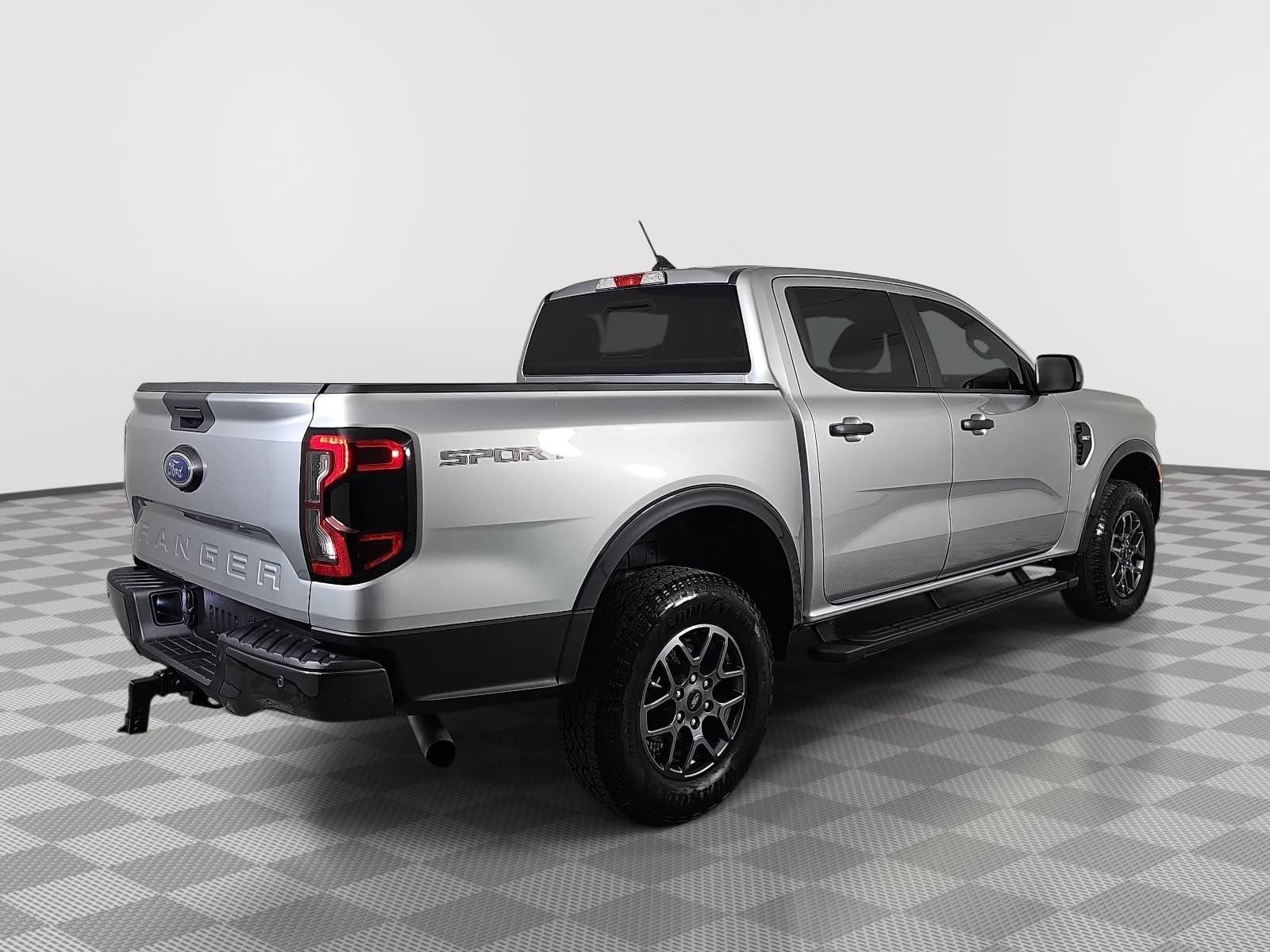 Used 2024 Ford Ranger XLT w/ Equipment Group 301A High RWD image 8