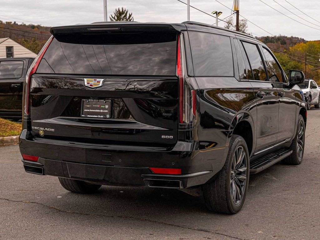 Used 2023 Cadillac Escalade ESV Sport w/ LPO, Floor Liner Package AWD/4WD image 6