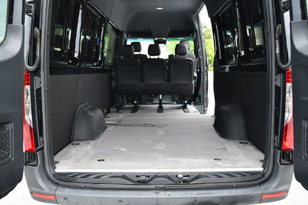 Used 2024 Mercedes-Benz Sprinter 2500 image 47