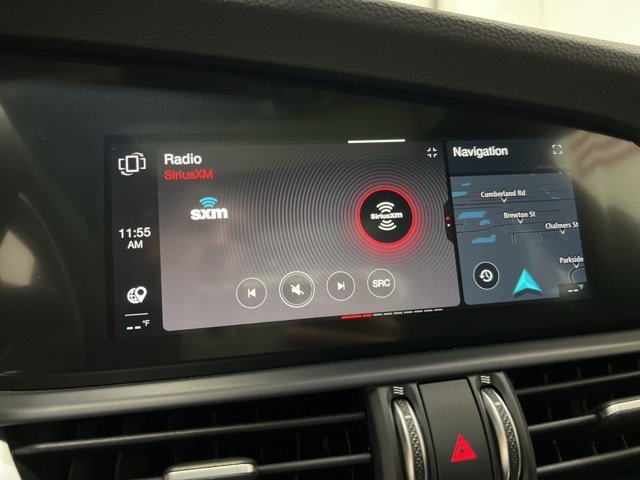 Used 2023 Alfa Romeo Giulia Veloce image 24