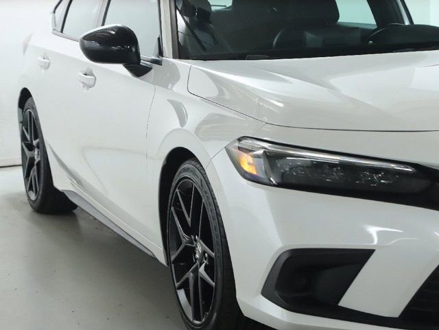Used 2023 Honda Civic Sport image 8