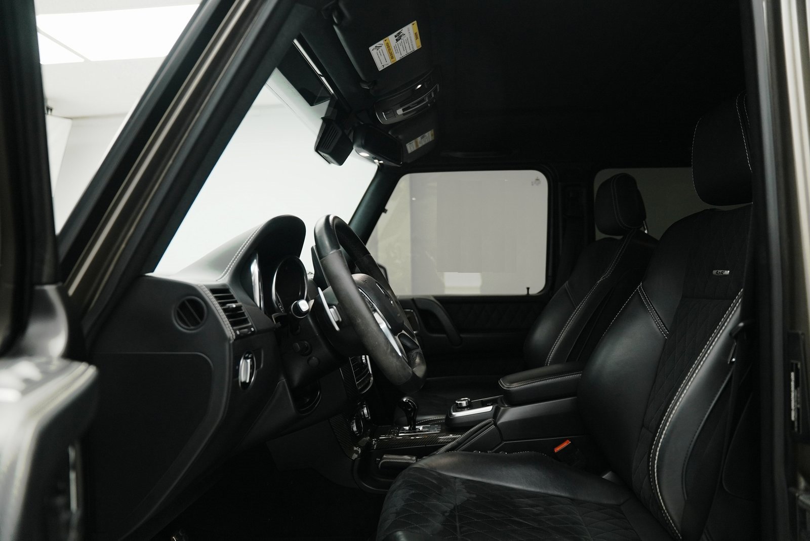 Used 2017 Mercedes-Benz G 550 Squared image 23