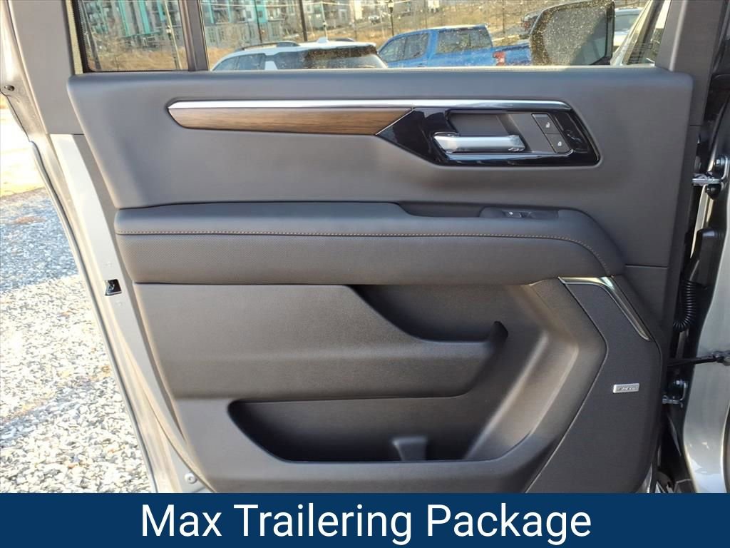 New 2026 Chevrolet Suburban High Country image 24